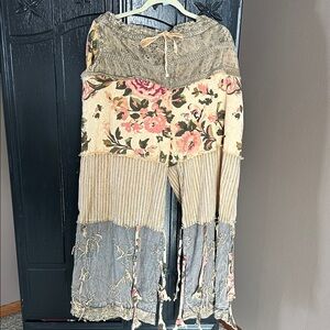 A Rare Bird Chambray One Size pants -  new with tags!